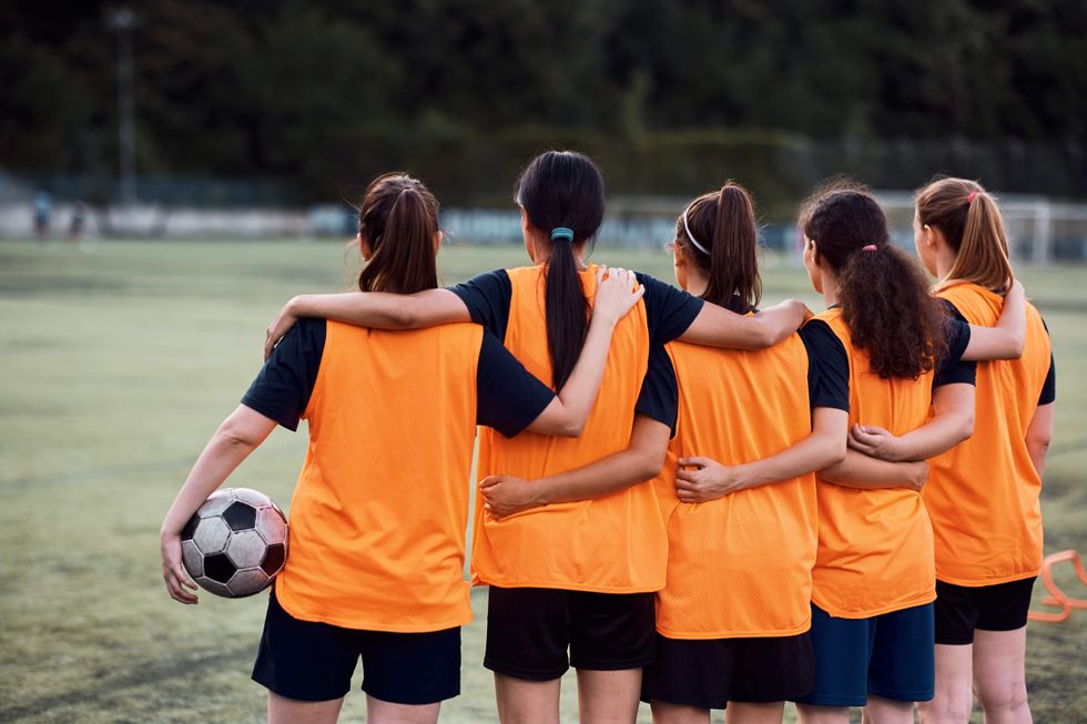 Democratic operatives want candidates to talk about trans athletes — very quickly, one time — and then move on