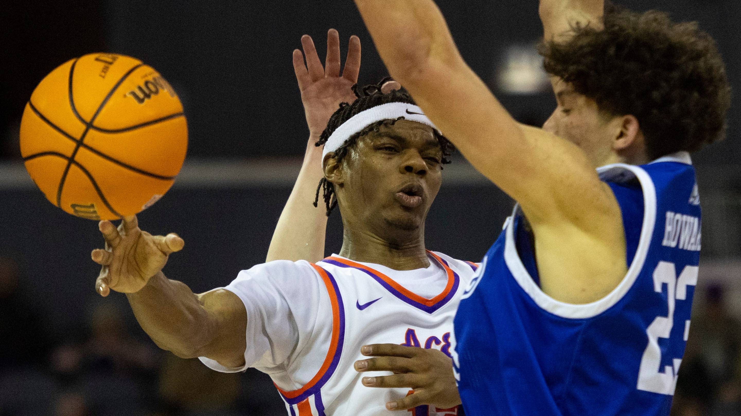 Huskies Reportedly Add Another Point Guard To The Mix