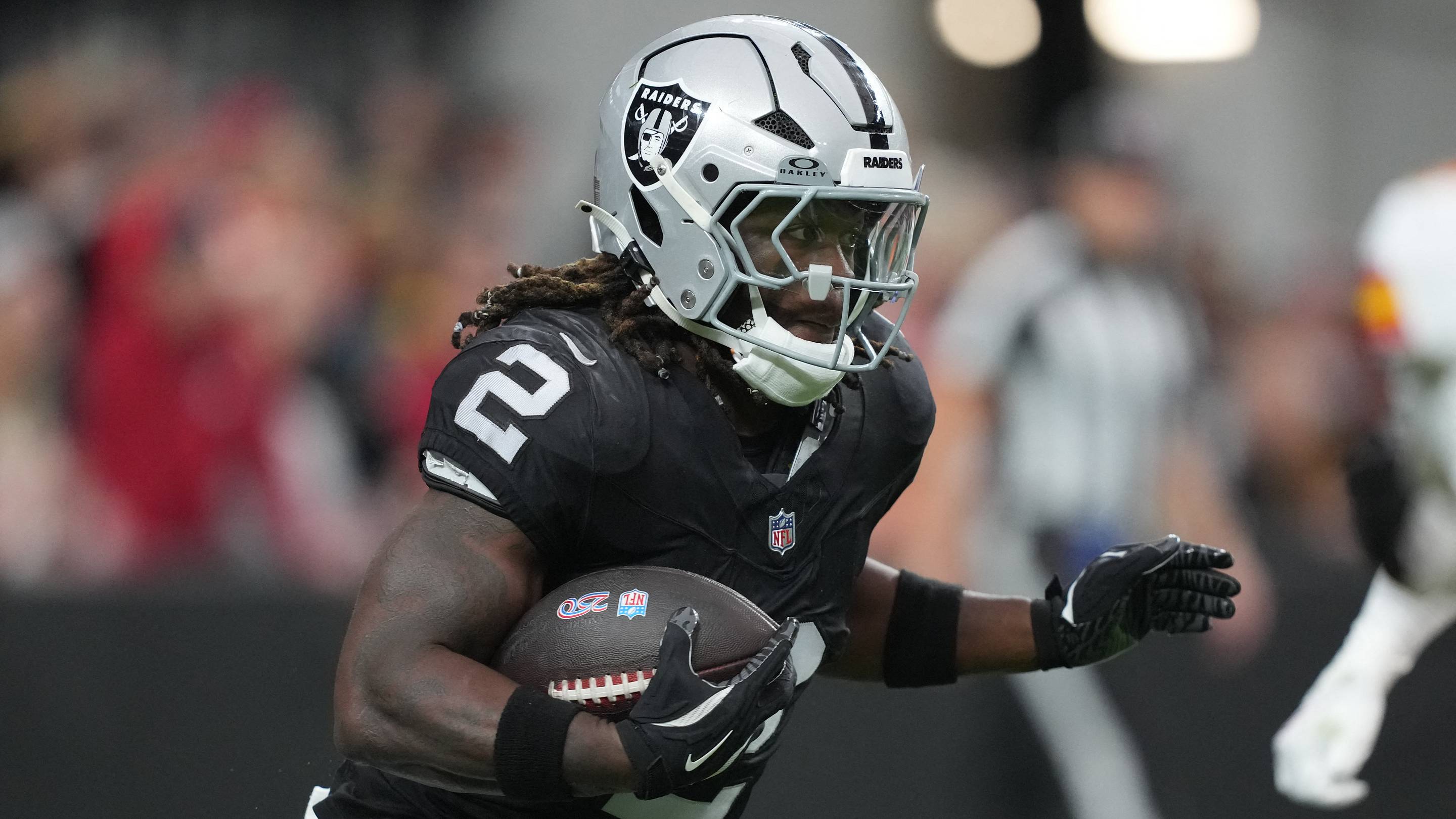DraftKings Week 1 Fantasy Football Lineup: Jahmyr Gibbs and Ashton Jeanty are Slated for Heavy Workloads