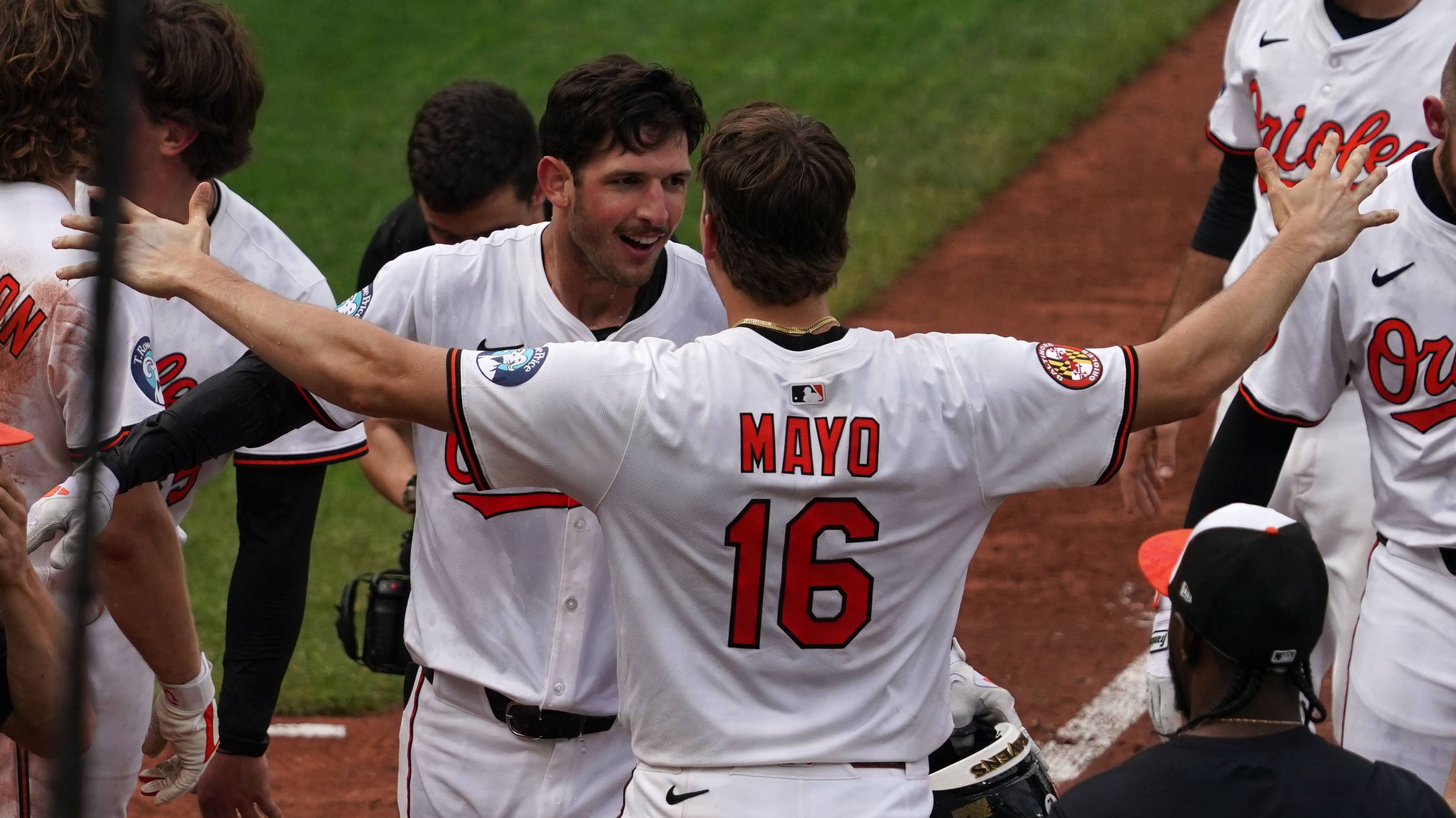 Riding These 2 Bats Might Help The Orioles Extend Their Season Past Toronto This Weekend
