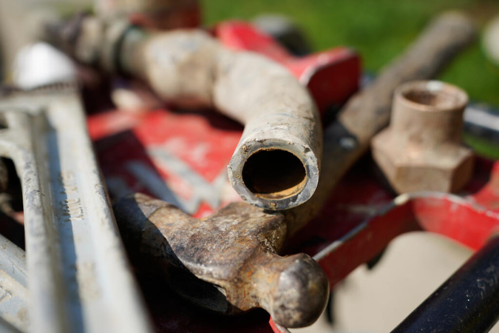 Many U.S. public water systems don’t know where lead pipes are