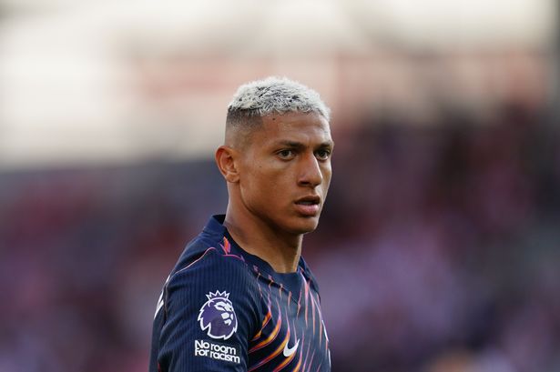 De Zerbi has no regrets after Richarlison 'behaviour' and explains what he told Lucas Bergvall