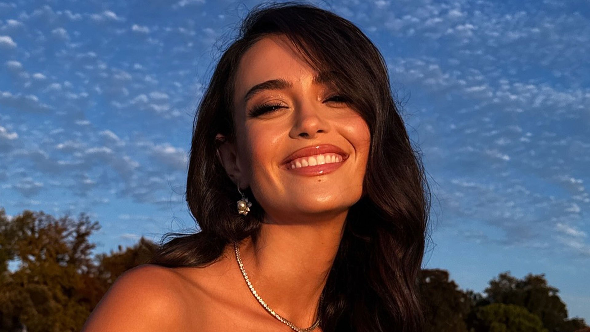 Glamorous Champions League presenter Eva Murati stuns in figure-hugging red dress as fans say ‘simply beautiful’