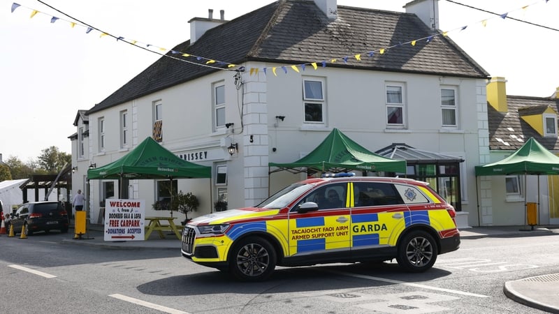 Secret service, airport-style checks in Doonbeg for Trump