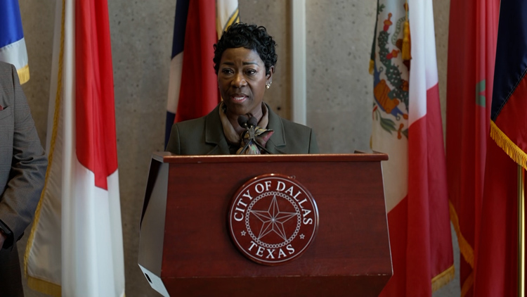 Dallas City Manager skipped negotiation with police and fire associations to meet President Trump, she says