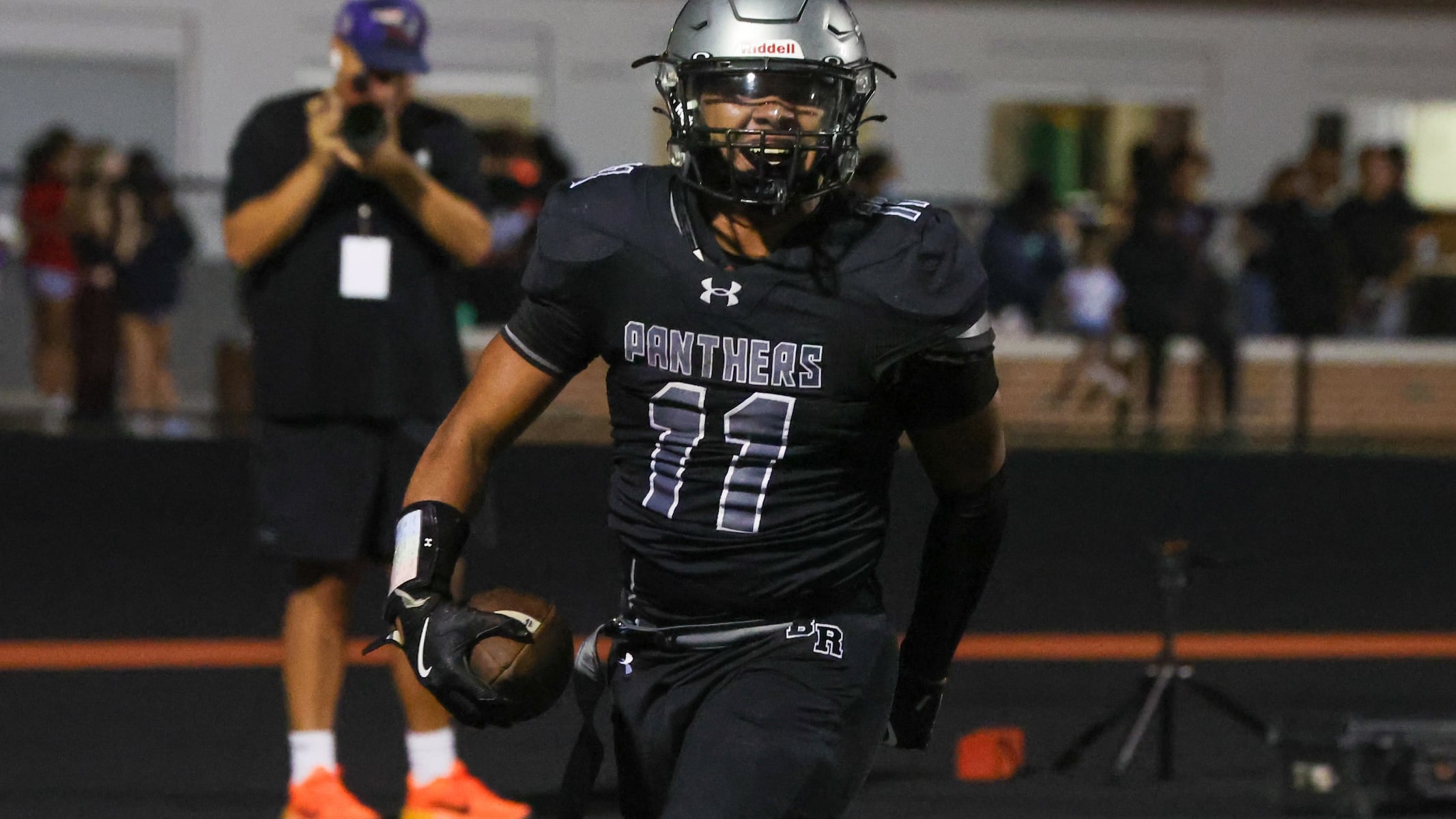 Ground game sets the tone as Bridgewater-Raritan football blitzes Hillsborough