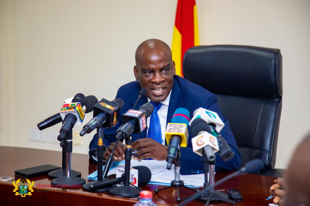 There were 313,000 applications for Category A schools – Education Minister