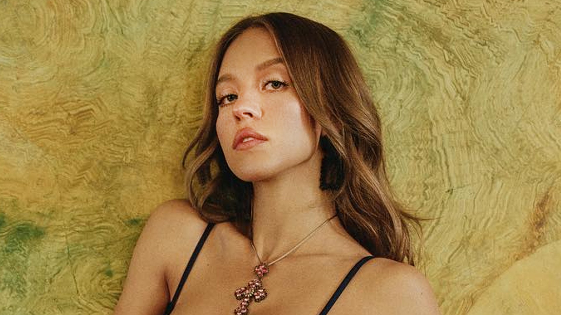 Sydney Sweeney’s 29 steamiest lingerie and naked photos on her 29th birthday