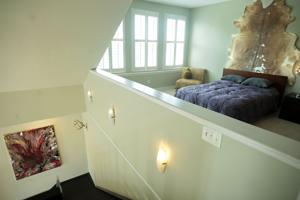 At 6-foot-5, he found a Benton Park home where he never has to duck