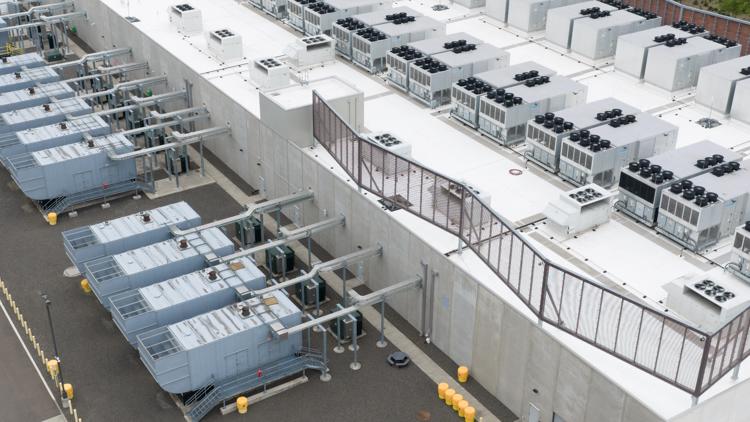 PNW gubernatorial candidates spar over data centers
