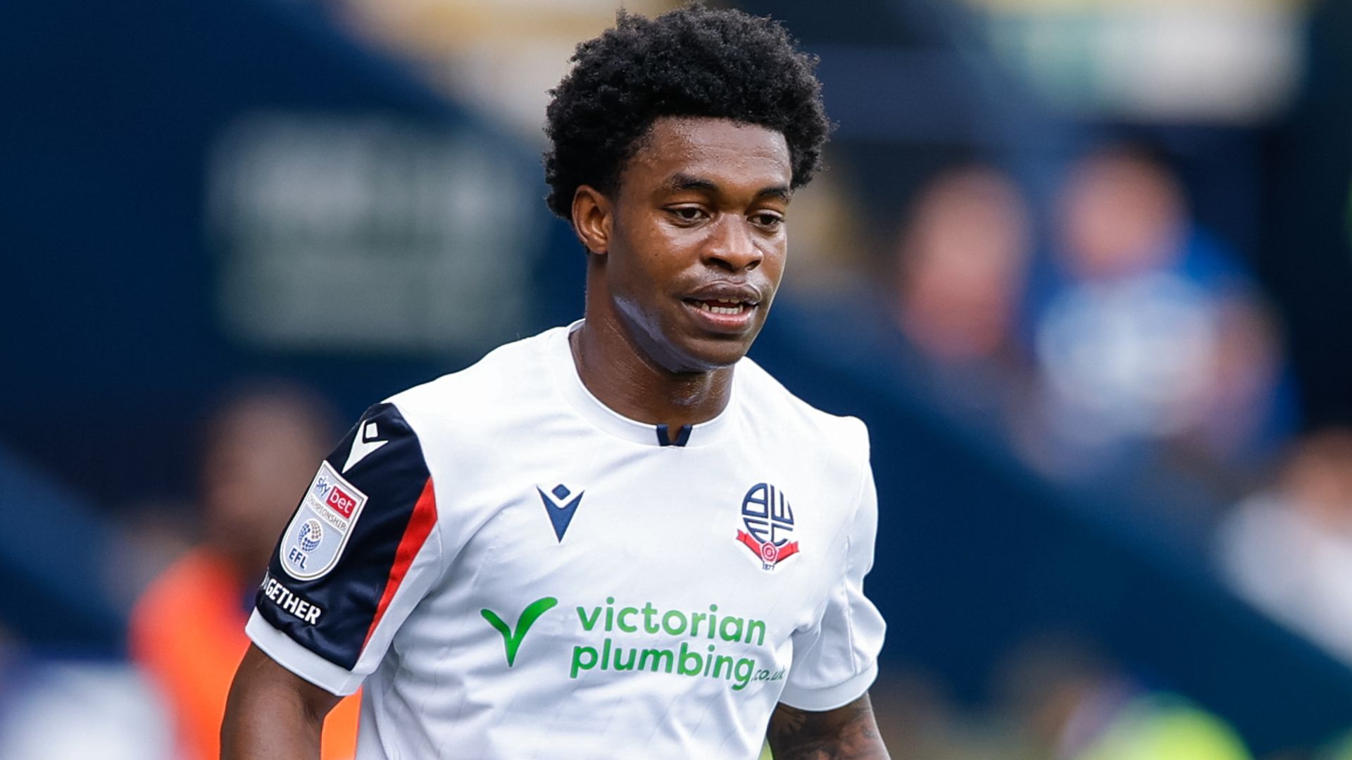 Bolton edge late win against Cardiff