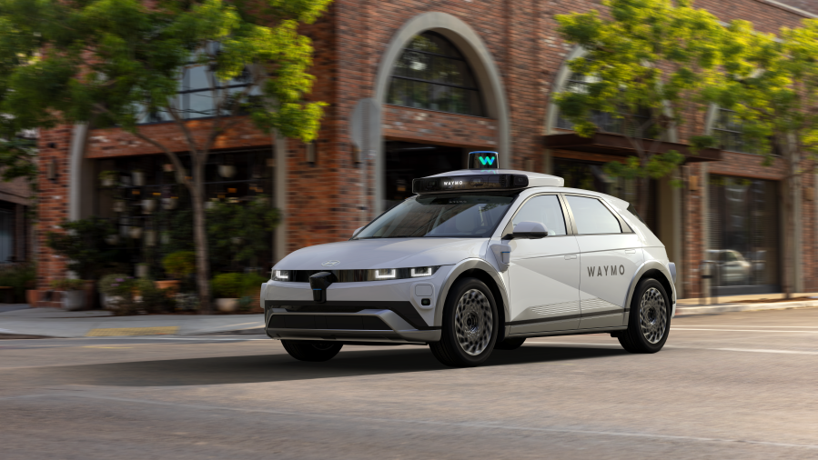 Hyundai Prepares to Supply Waymo Robotaxis This Year