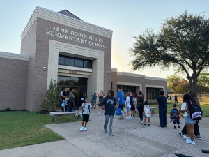 Arlington ISD trustees adopt new property tax rate. What does it mean for your bill?