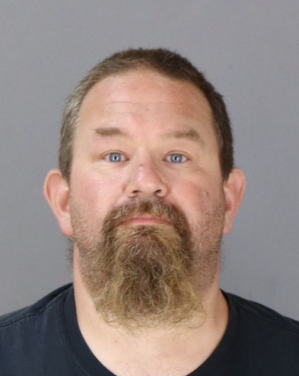 Sterling Heights man arrested after exposing himself, assaulting woman in Waterford