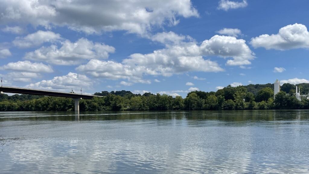 72-year-old man dies after falling overboard from pontoon boat