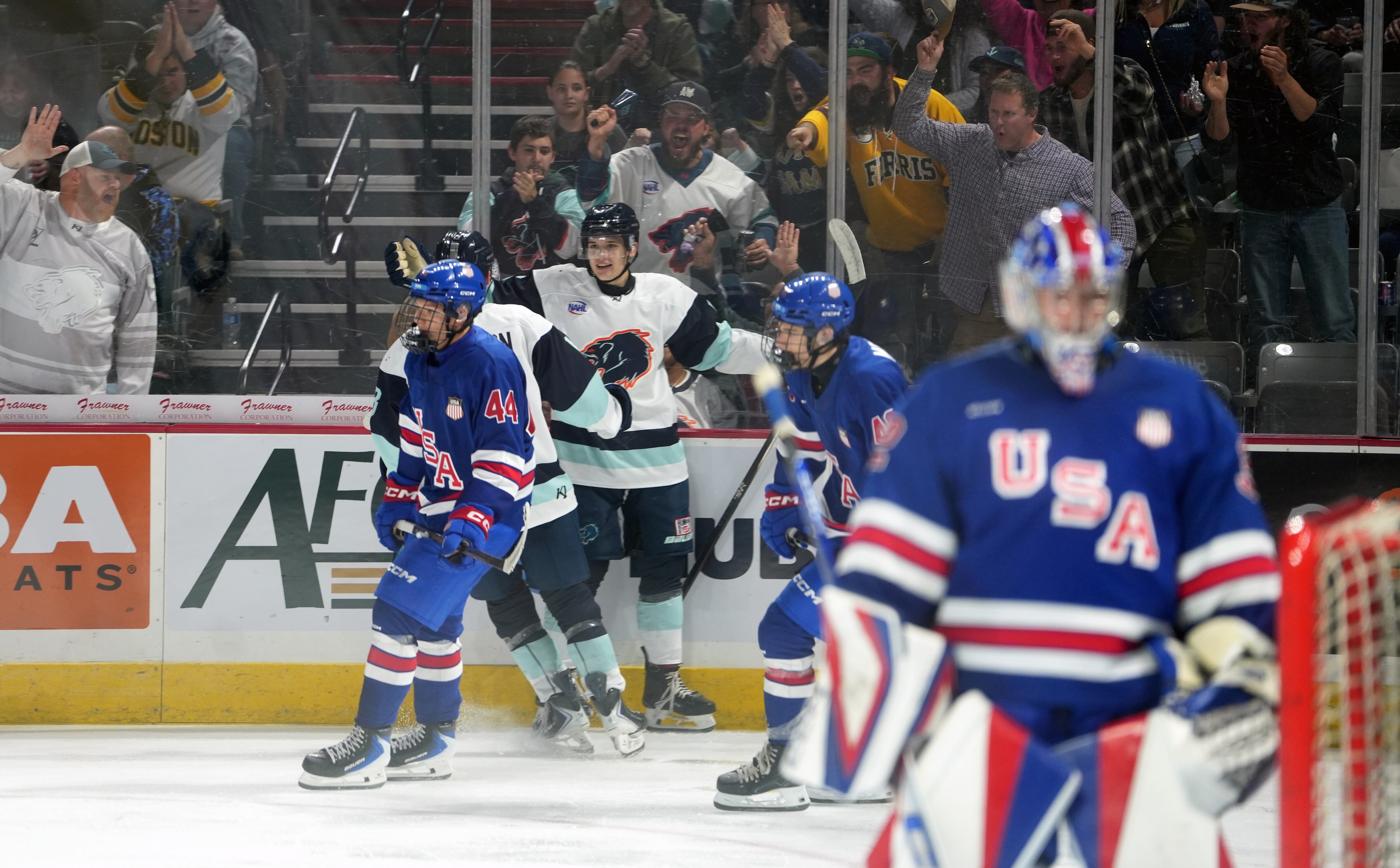 Returners light the lamp as Anchorage Wolverines shut out U.S. national development team