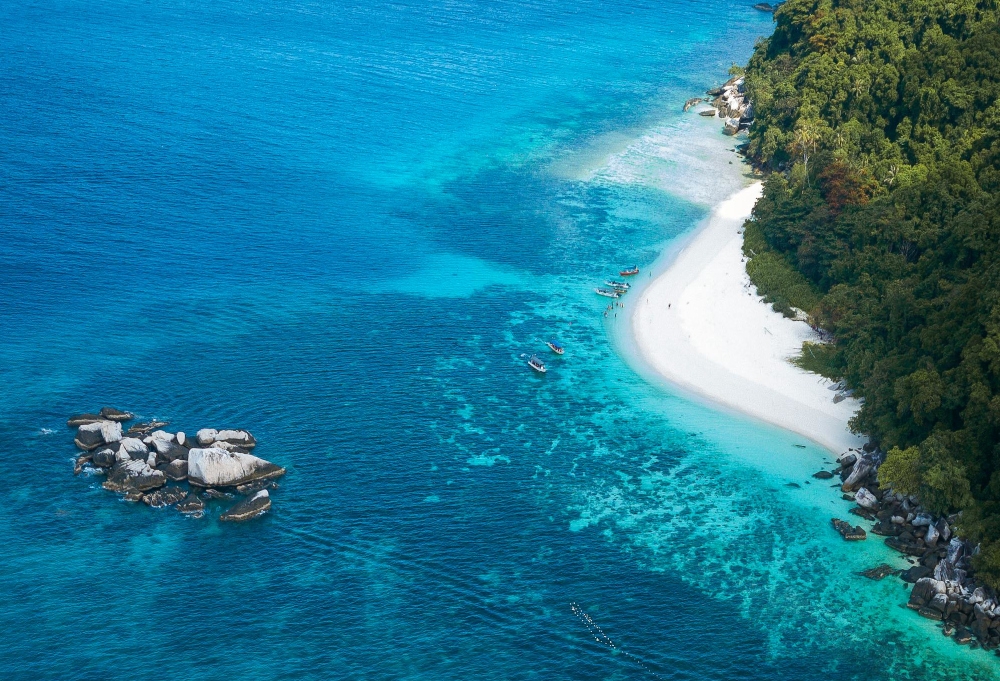 Indian woman drowns after falling from boat during Tioman diving trip
