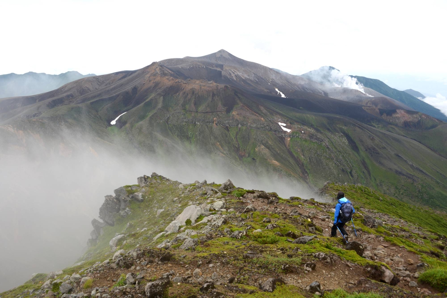 Volcanic alert for Hokkaido’s Mt. Tokachidake raised to Level 3