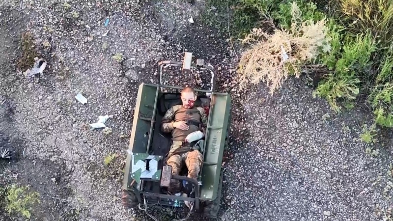 Ukrainian Soldier Honored For Rescue In 'Kill Zone' (vertical)