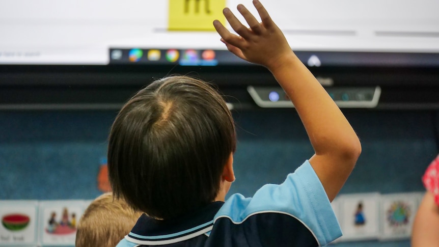 Screen time to be capped for NSW students to improve results