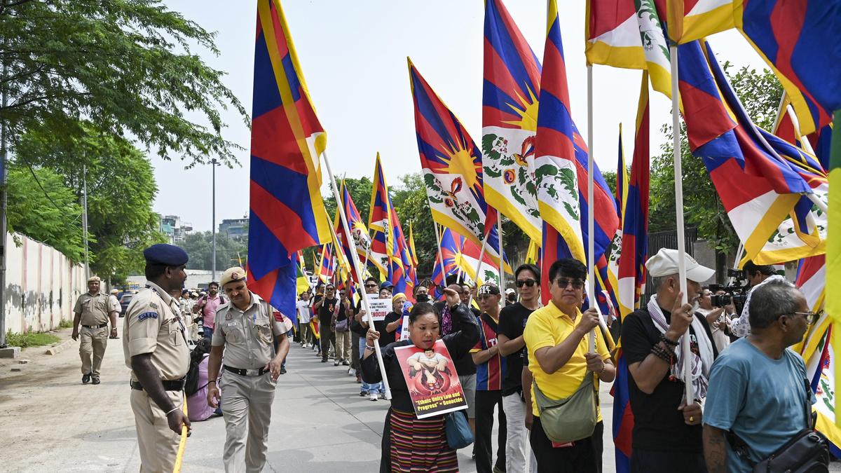 Over 60 Tibetans detained in Delhi over protest against Xi Jinping