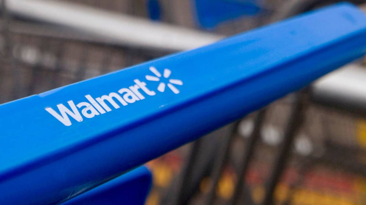 Hanes’ bestselling sweatpants are on sale for just $17 at Walmart