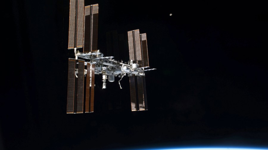 A ‘zero gravity, zero taxes’ strategy to replace the International Space Station