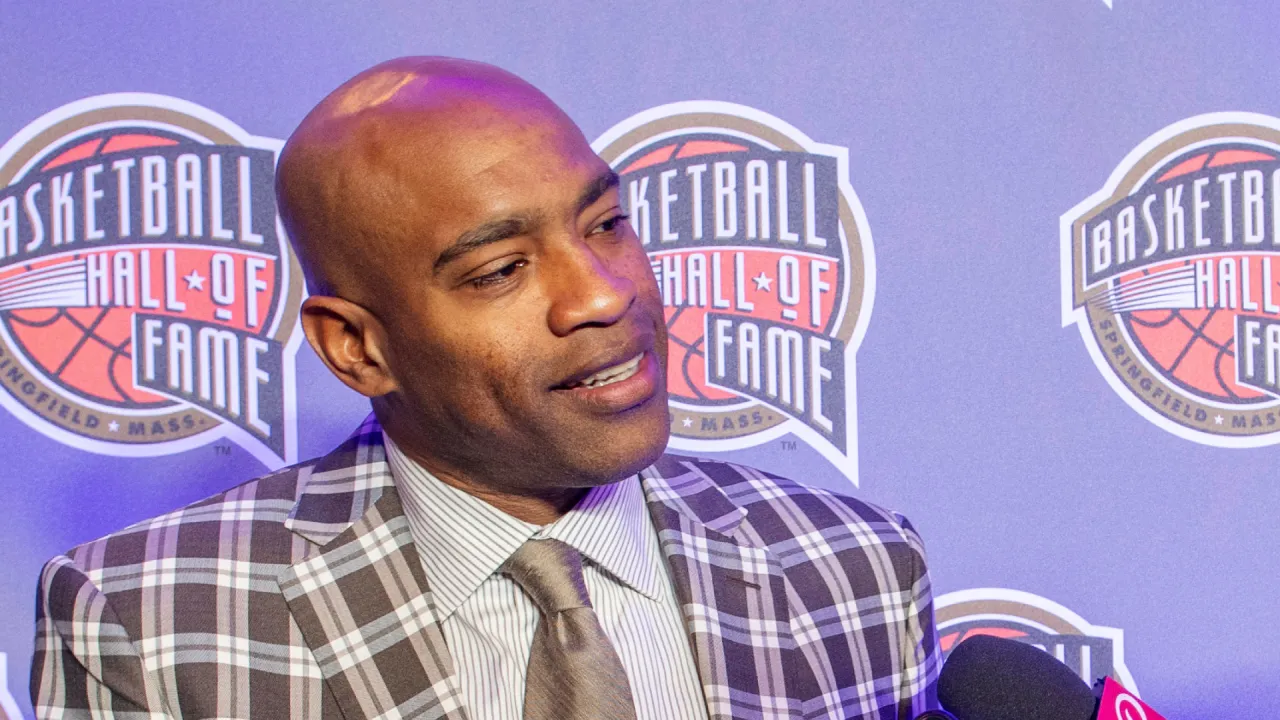 Vince Carter believes younger NBA players are being affected too much by social media