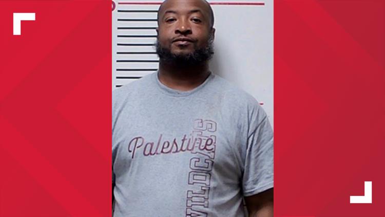 POLICE: Palestine High School coach arrested, charged with assault