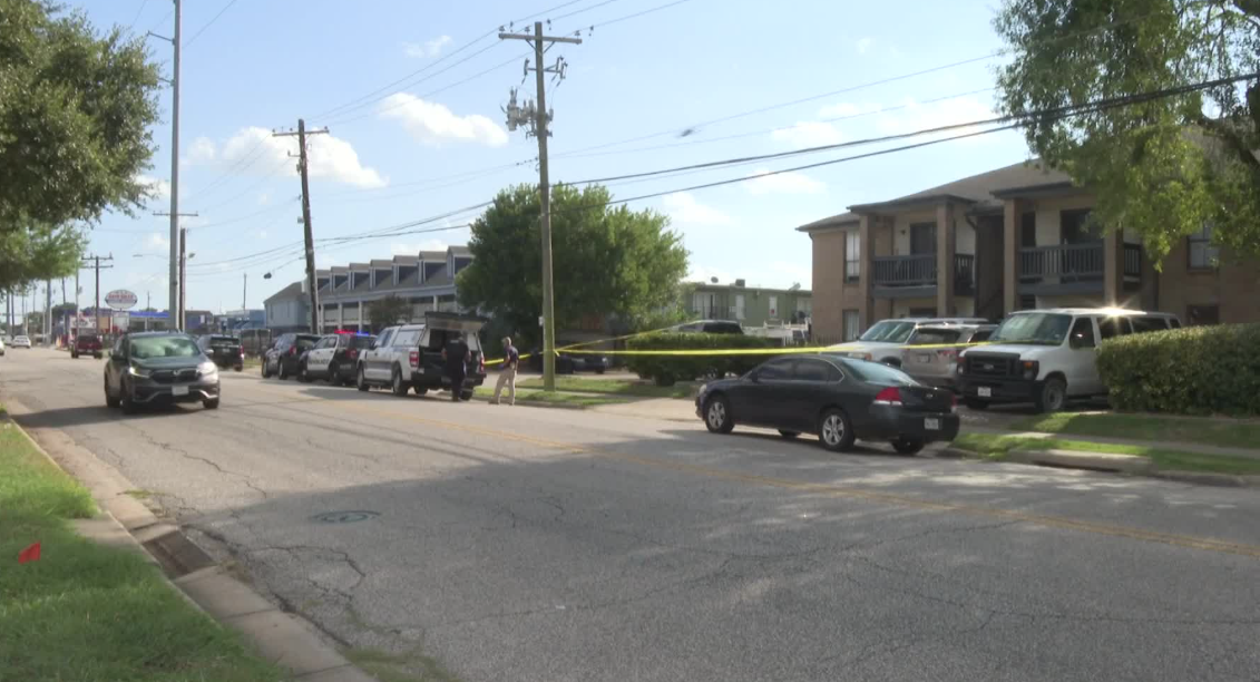 Male body dumped at Gulfton apartment complex