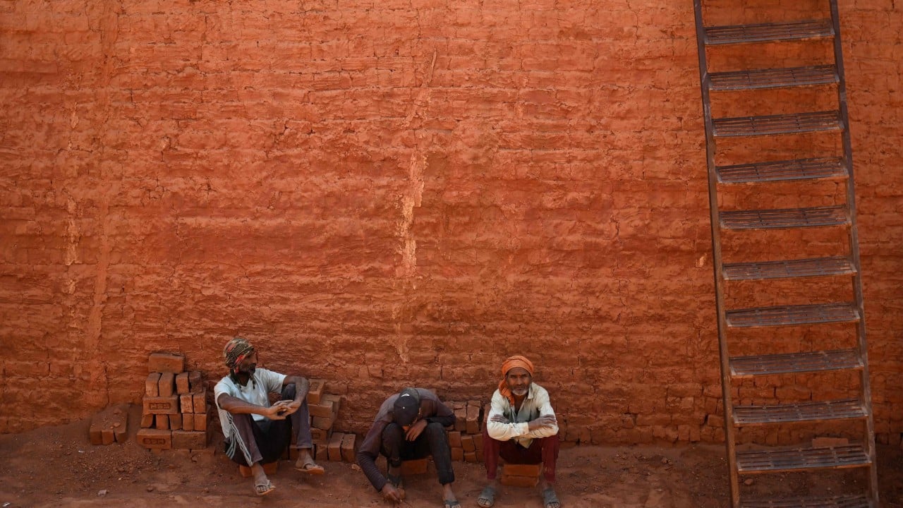 High pay, high peril: Indian Kashmir still attracts migrant workers