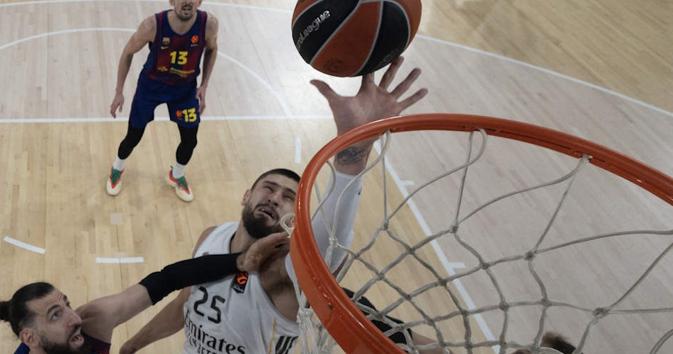 Alex Len firma un contrato de dos años con Baskonia
