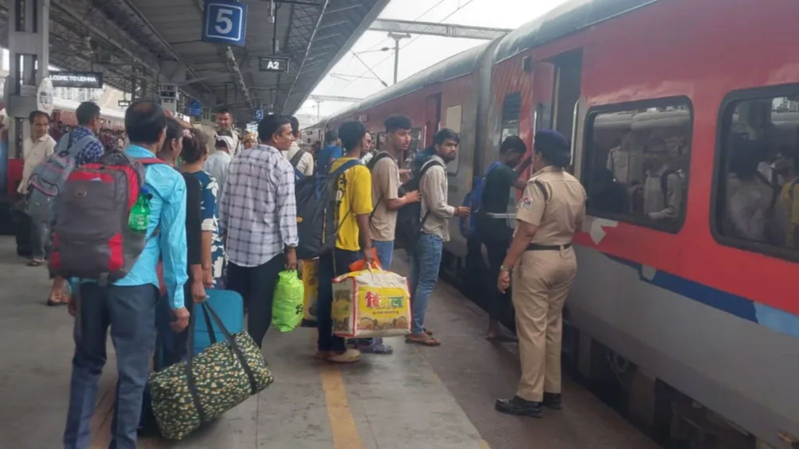 Indian Railways to run 100 special trains for Durga Puja, Diwali and Chhath: Check details