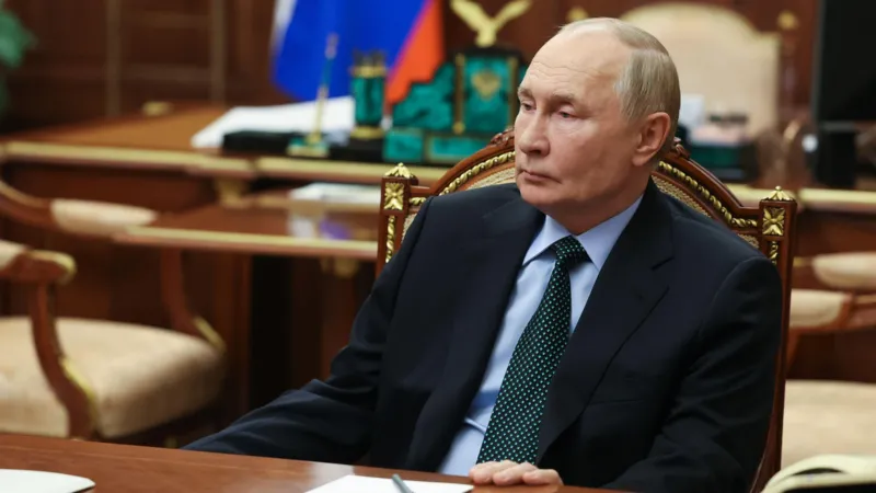 Putin invites young global leaders to partner with Russia in shaping future world order