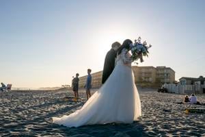 Why some SC couples are choosing nontraditional wedding venues such as parks and libraries