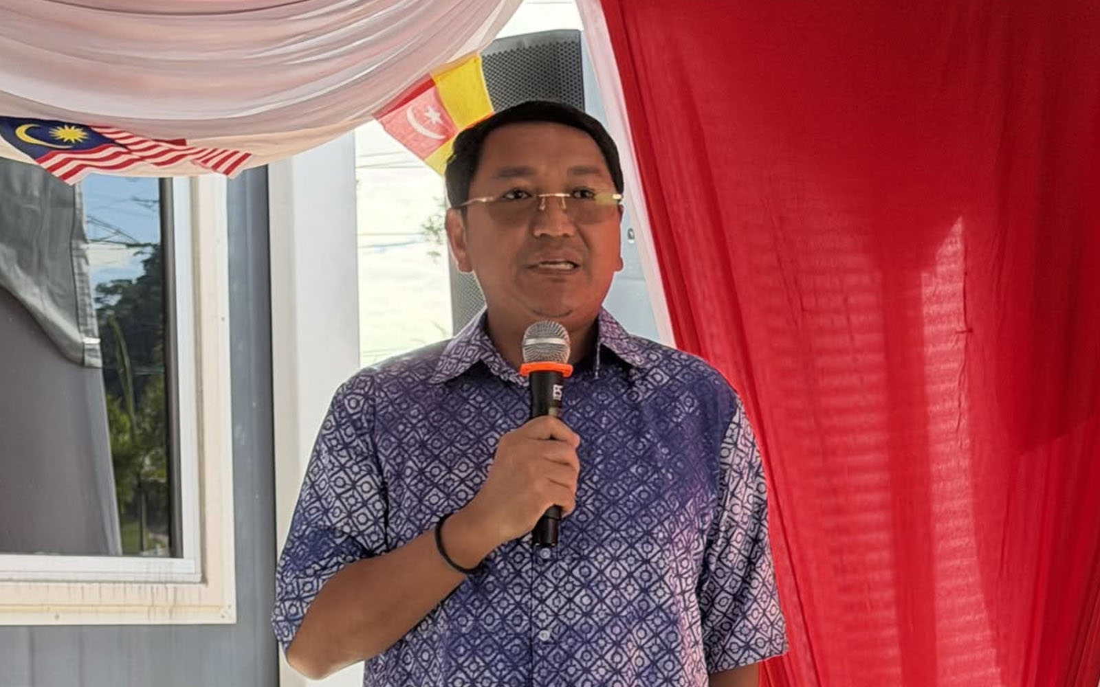 Noorazli sedia mohon maaf jika ucapan menyinggung