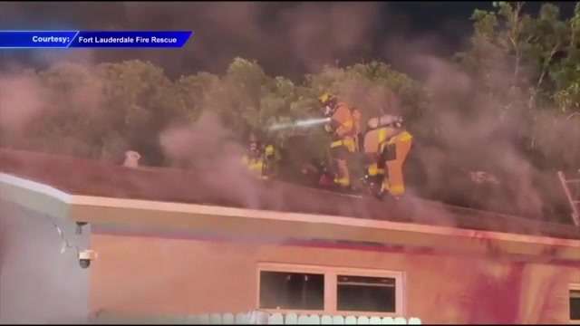 8 displaced after fire sparks in Fort Lauderdale home