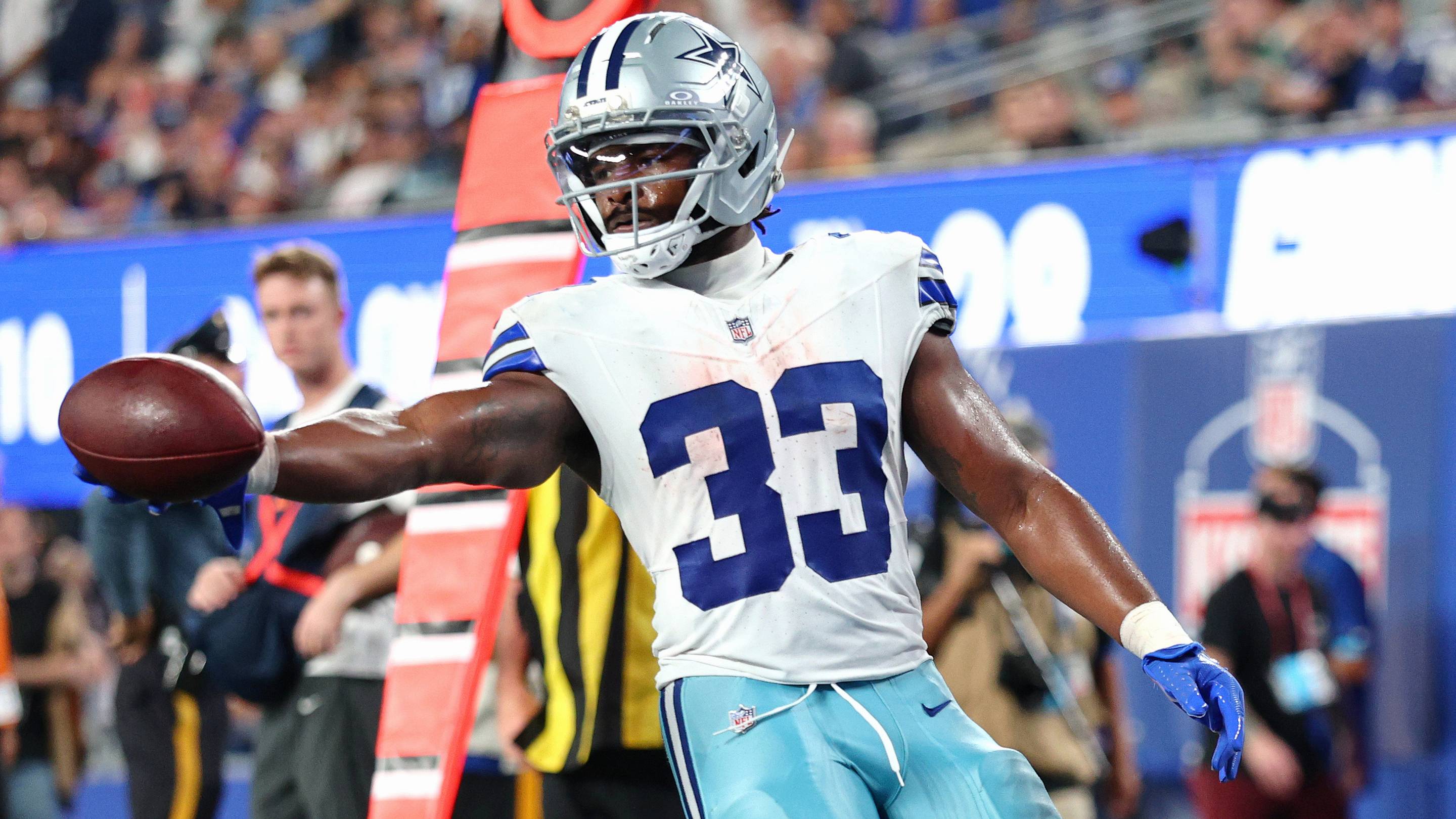 2 Winners & 3 Losers From Cowboys' Embarrassing Week 1 Loss to Giants