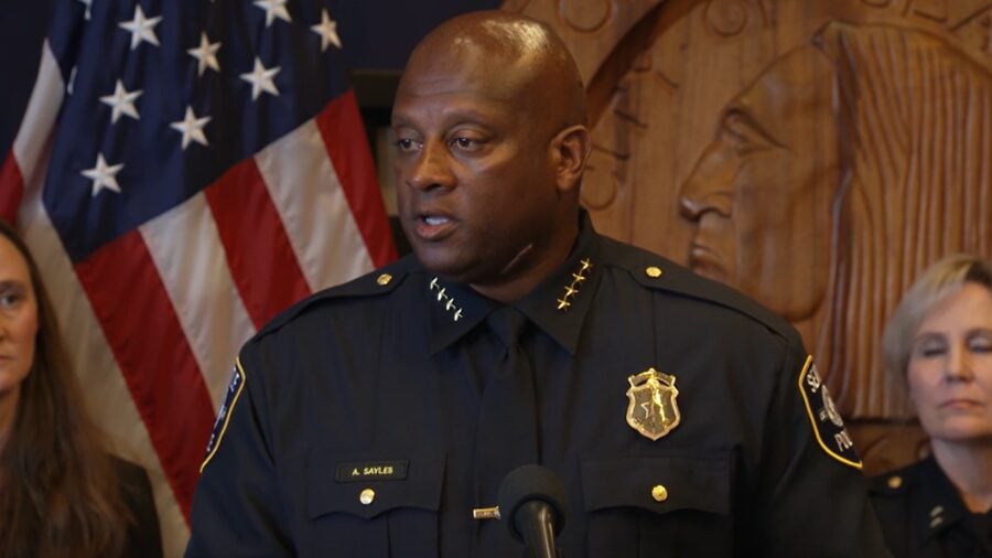 Texts on hold: Seattle police delays Bite of Seattle shooting records