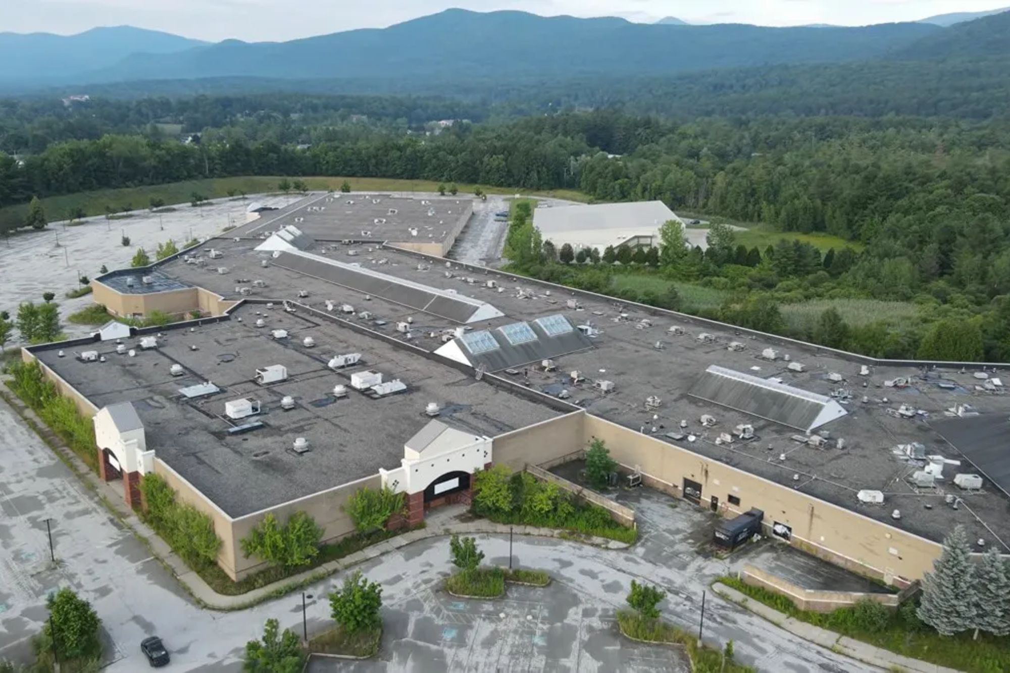 Abandoned mall gets new lease of life with new Walmart Supercenter under development
