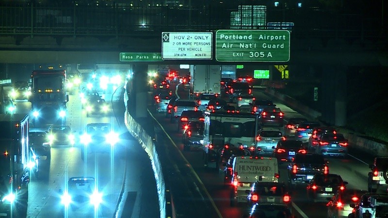 LIVE BLOG: Monday marks first day of commuter traffic since I-5 closure began
