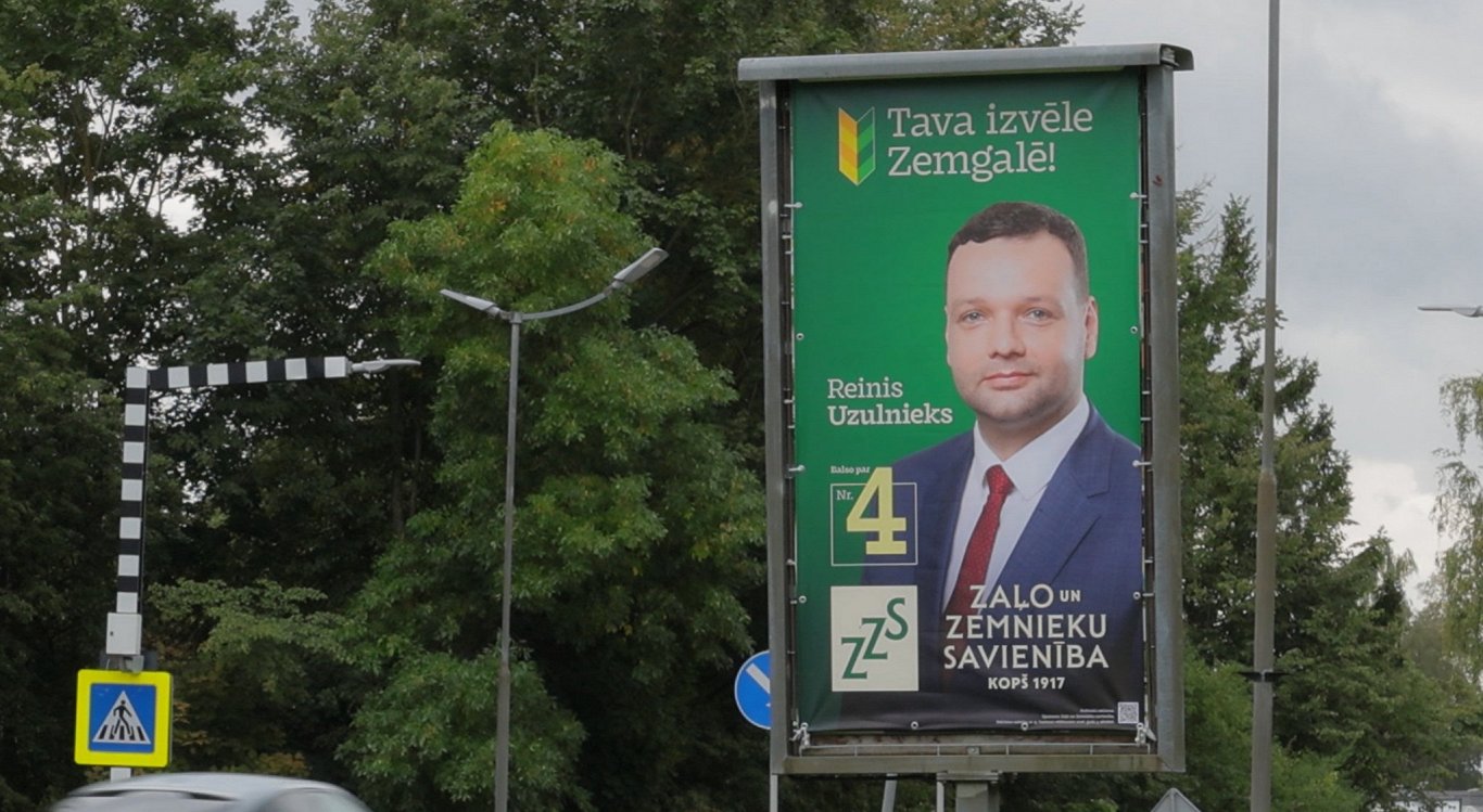 Drunk-driving Uzulnieks will remain on election lists