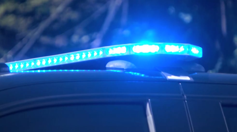 Crash leads to heavy I-77 traffic near Uptown Charlotte