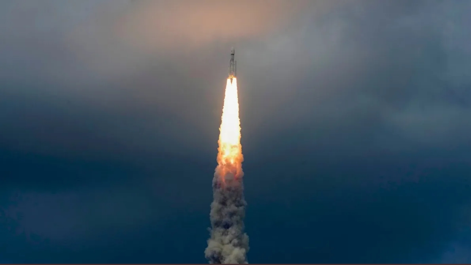 Chandrayaan-1 may have just detected oldest impact basin on moon