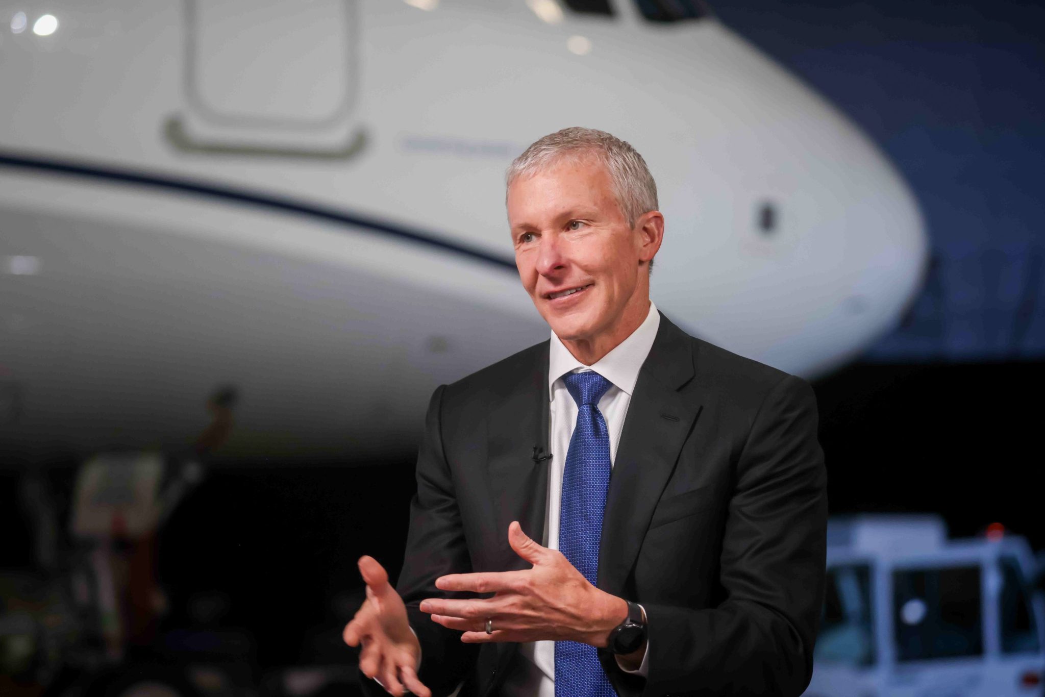 United CEO caps meetings to 4 hours a day and has a strict rule for PowerPoint presentations: ‘You’re not going to read slides to me’