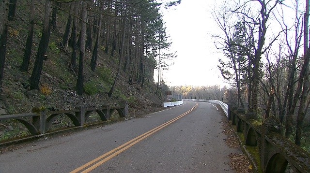 Historic Columbia River Highway closed after truck crash Monday morning