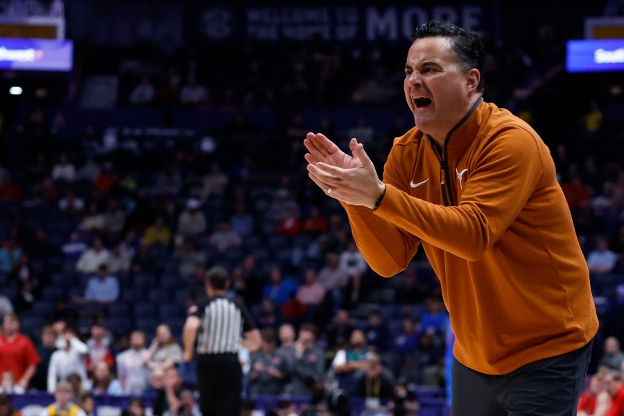 Texas, St. John's agree to exhibition game at Madison Square Garden