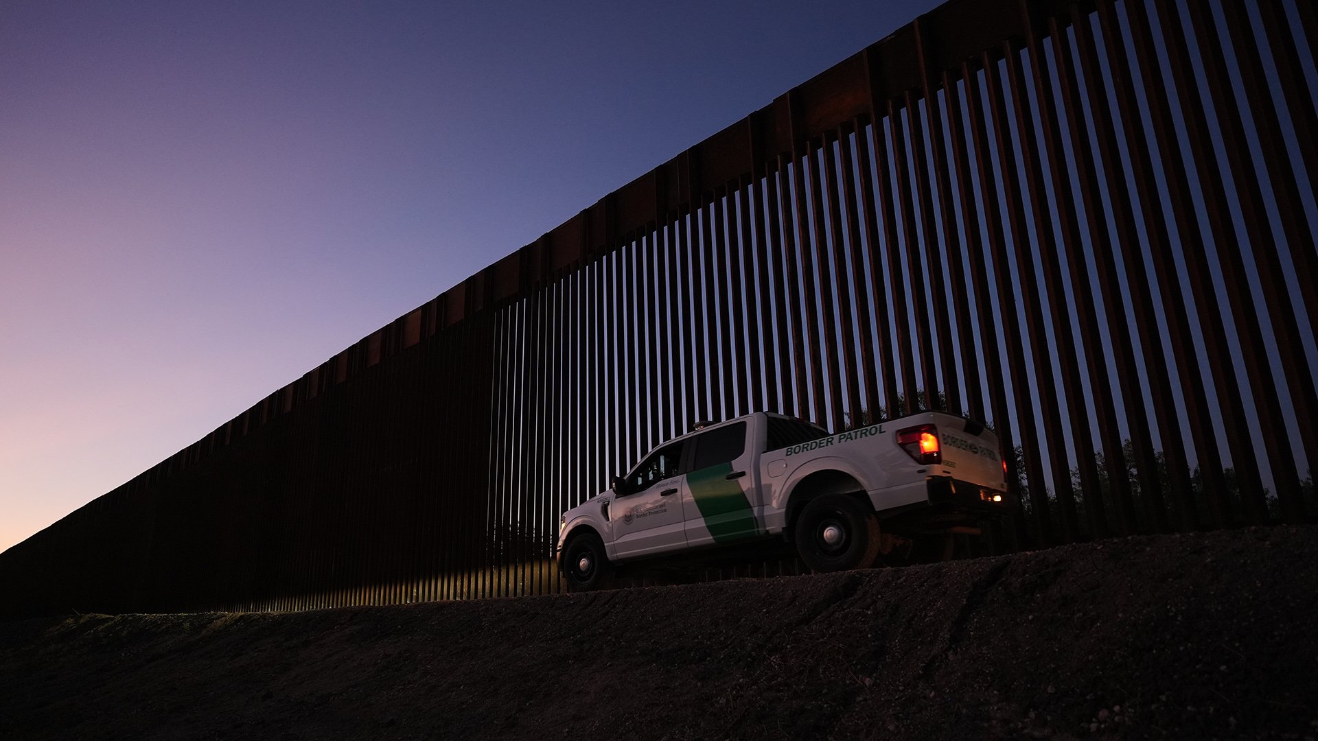 Incomplete Texas border wall cuts through national wildlife refuge