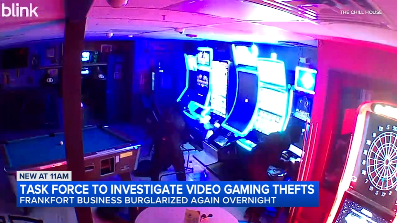 VIDEO: Burglars use sledgehammers on gaming machines at Frankfort restaurant