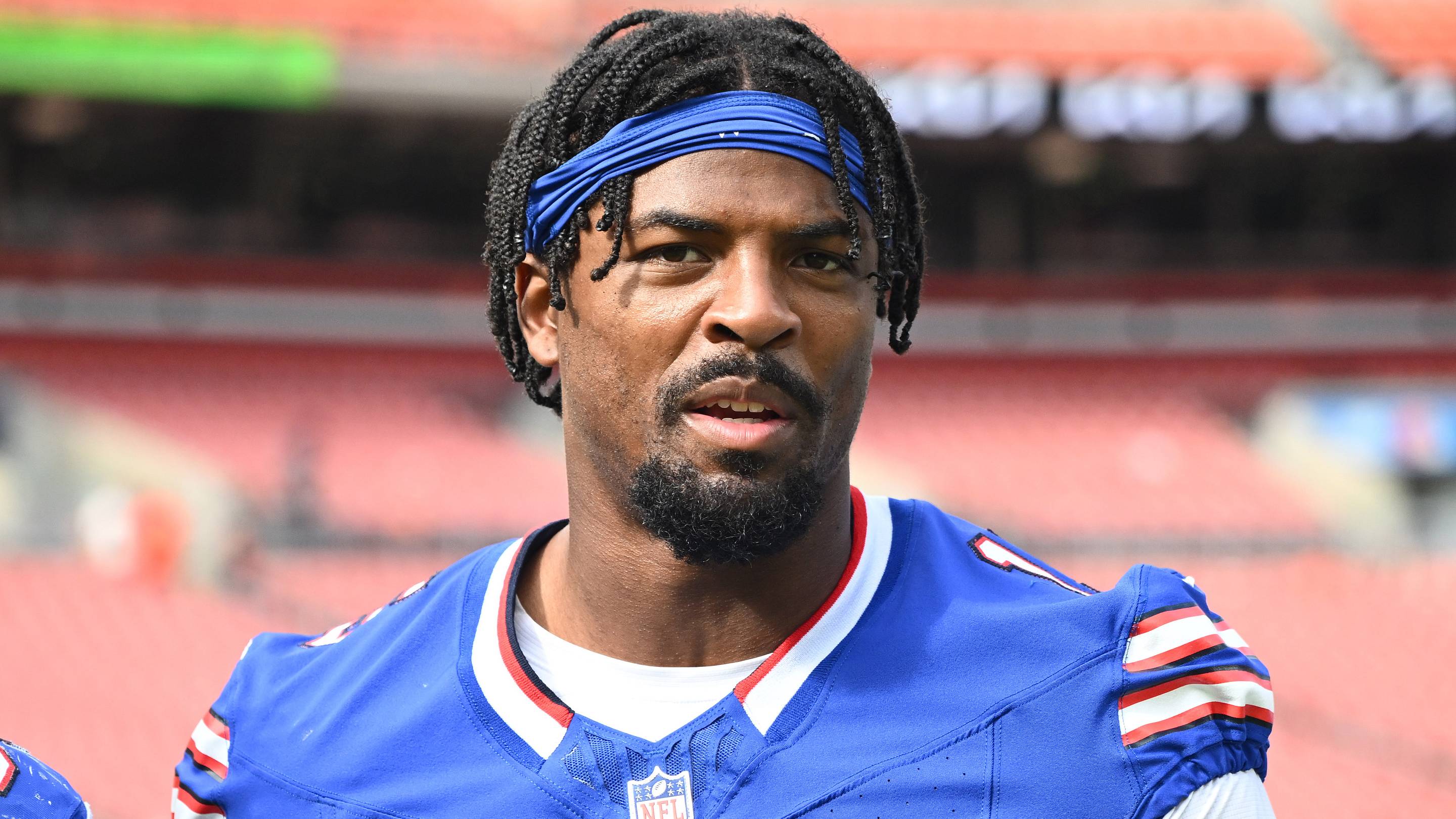 How Jim Leonhard's Scheme Change Set Greg Rousseau Loose in Bills' Victory